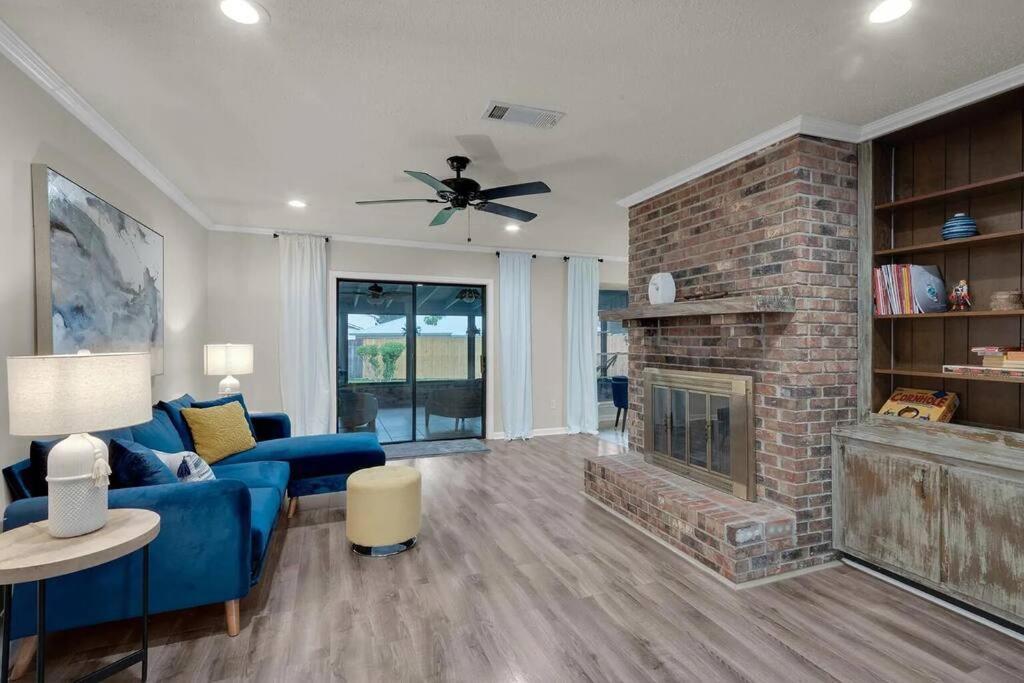 Quiet Relaxing Home - Close To Downtown & Beach 4Br-2Bt 彭萨科拉 外观 照片
